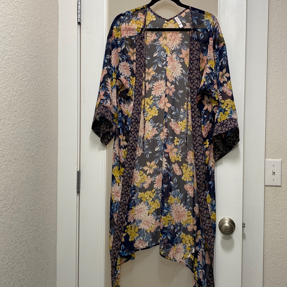 Floral XS Kimono